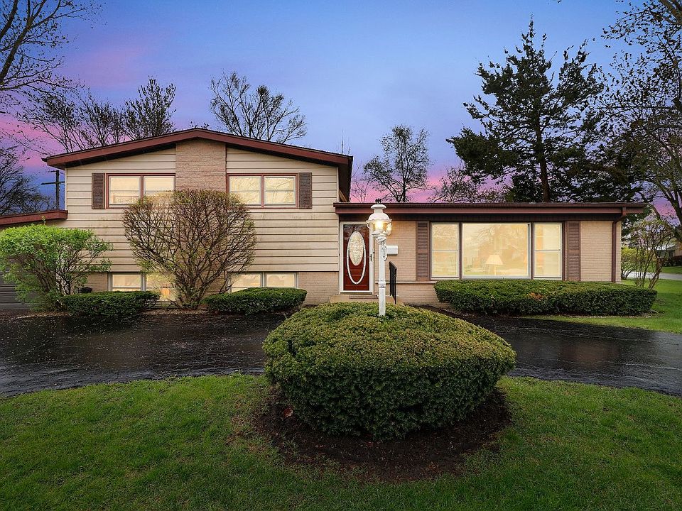 1st image of 117 Fernwood Dr