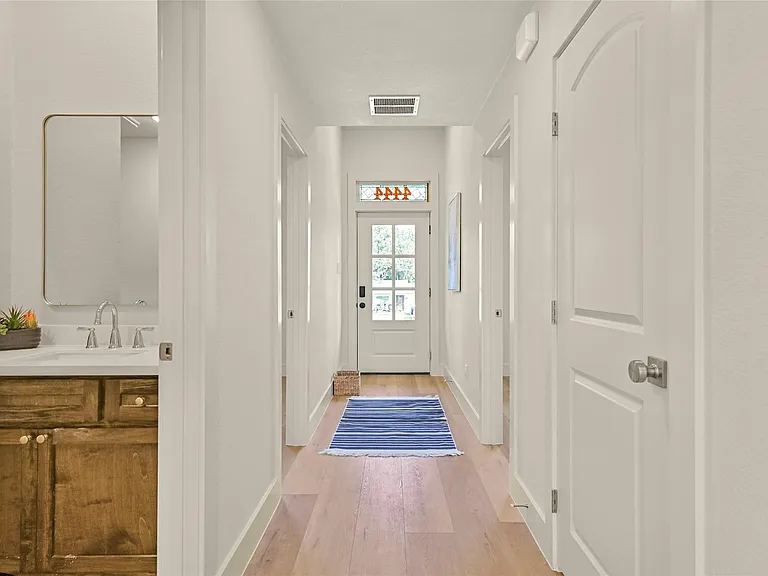 4444 Shady Lake Dr — Photo 32