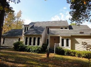 2135 Hunters Mill Rd, Powhatan, VA 23139