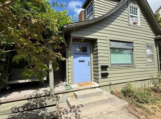 3585 SE Caruthers St, Portland, OR 97214