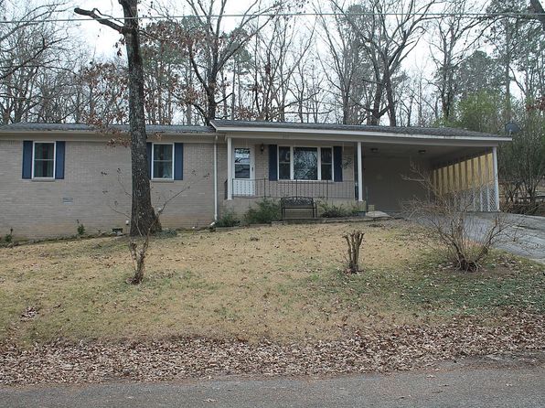 213 Curbstone Rd