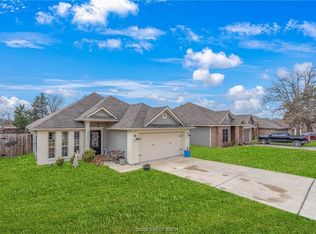 3721 Mariposa Ct, Bryan, TX 77808