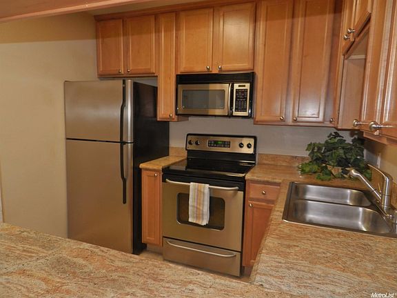 5th image of 508 Woodside Oaks APT 2