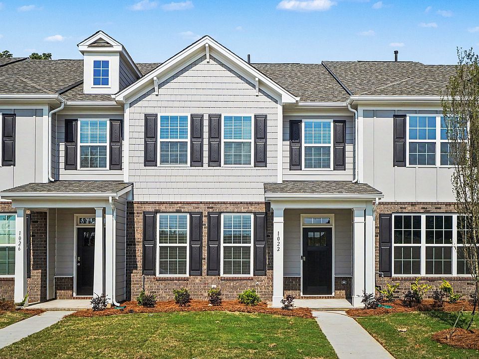 1st image of 1022 Whistling Pl