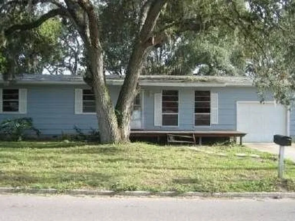 4611 Howard St, Sebring, FL 33870