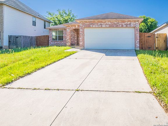 3rd image of 6422 MAVERICK OAK DR