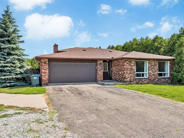 1114 County Road 22, Lakeshore, ON N8L 0E1