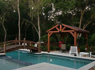 17716 Royal Eagle Ln, Lutz, FL 33549