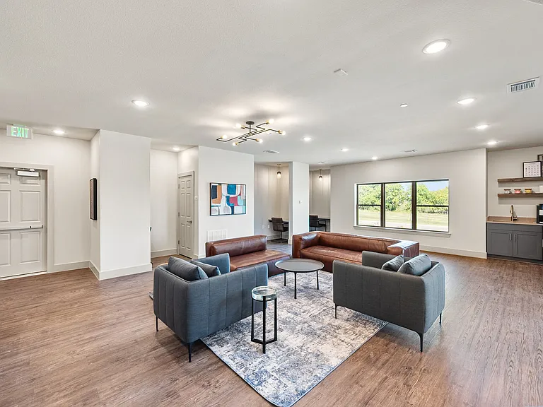 3751 Heritage Towne Blvd — Photo 41