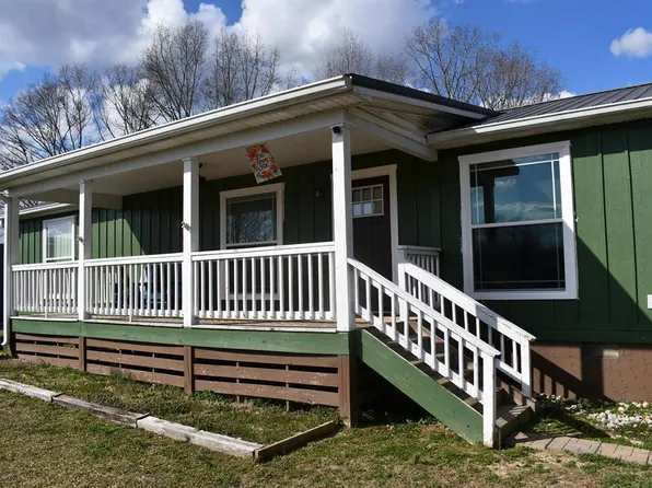 2229 Elmore Town Rd, Baxter, TN 38544