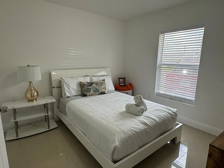 100 3rd St #1 — Photo 20