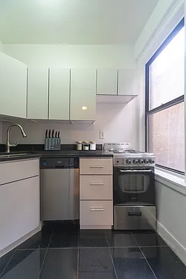 Rented by Platinum Properties | media 5