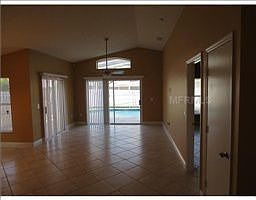 3rd image of 13404 Greenpointe Dr