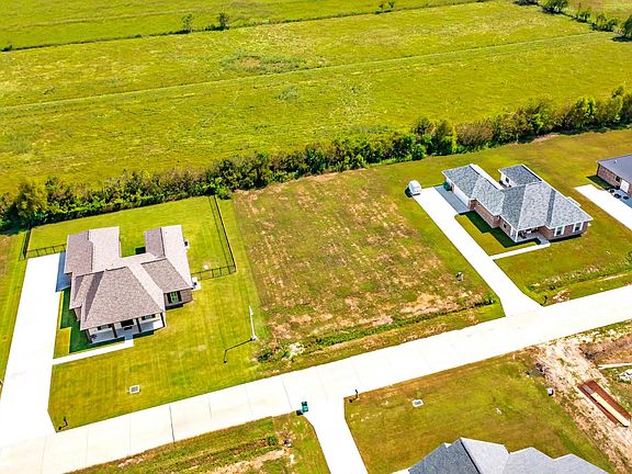 3rd image of 288 Bouverans Cir