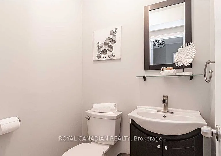 87 John Walter Cres — Photo 4