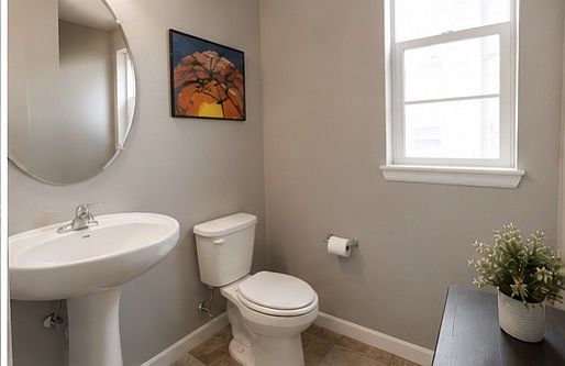 5th image of 9454 Kilmer Way