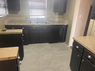 218 N Earl St, Pauls Valley, OK 73075