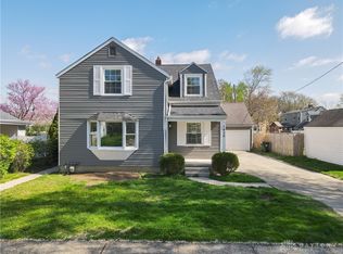 1039 Mayfair Rd, Troy, OH 45373