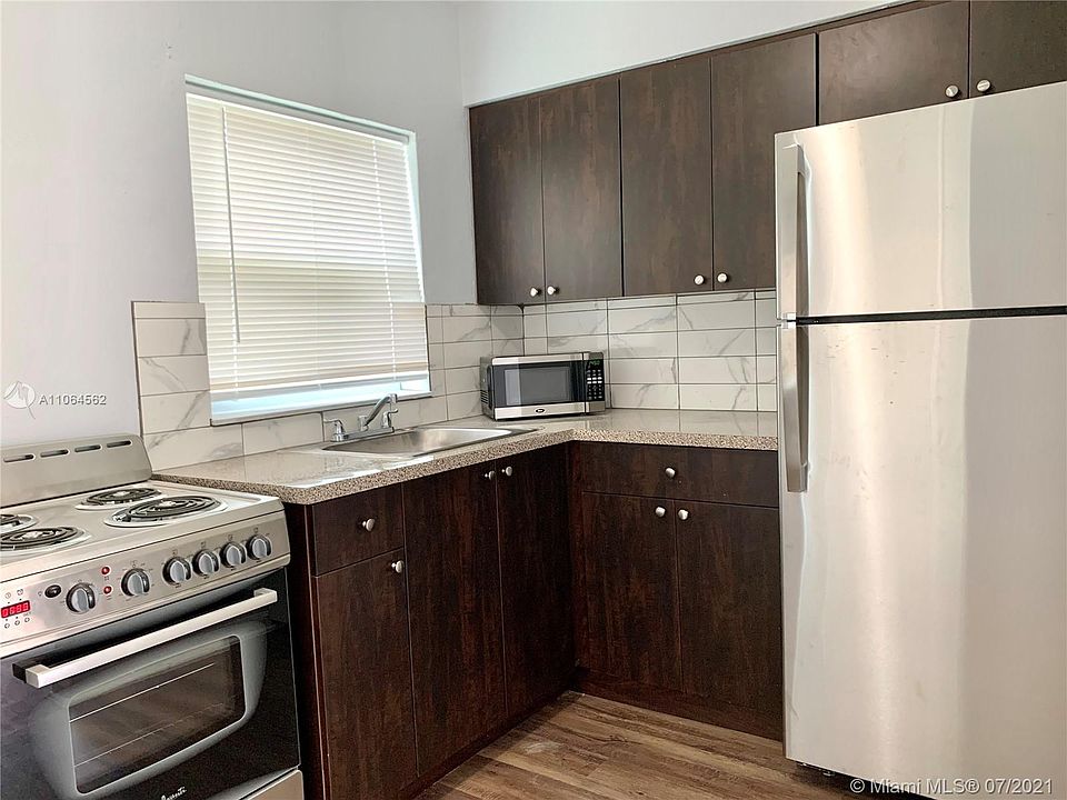 1st image of 2319 Madison St #21