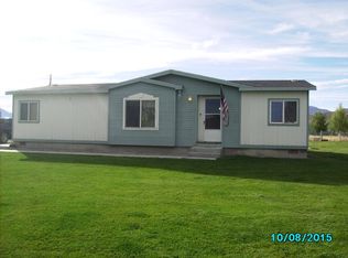 43 Bluebird Ln, Challis, ID 83226