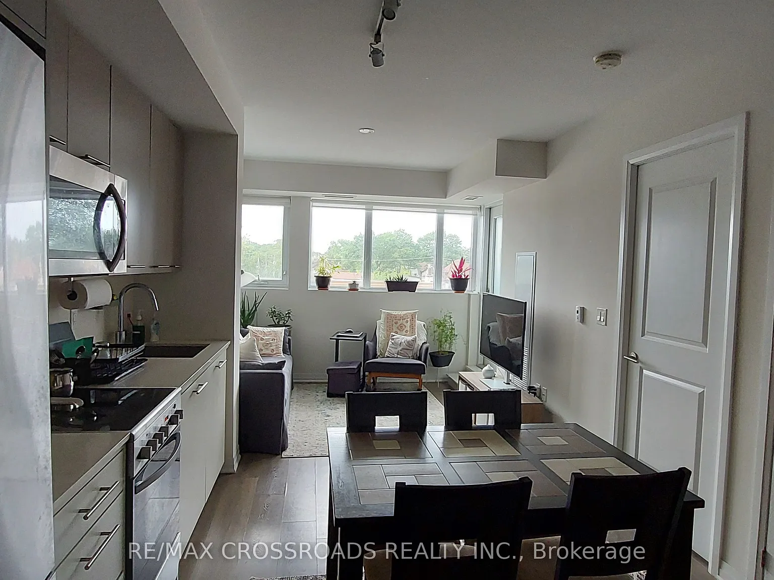 2301 Danforth Ave — Photo 3