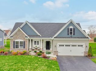 625 Pine Lakes Trl, Webster, NY 14580