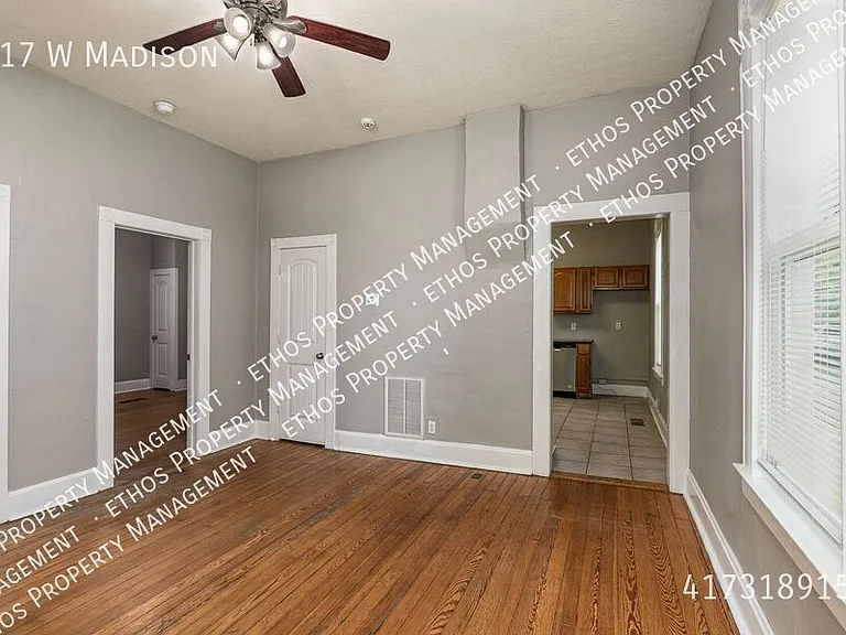 817 W Madison St — Photo 4