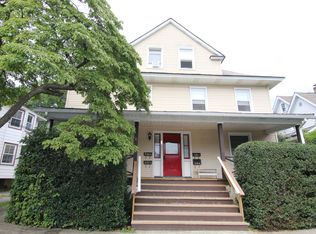 20 Kent Pl APT 2B, Cos Cob, CT 06807