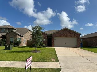 12301 Bowline Rd, La Marque, TX 77568