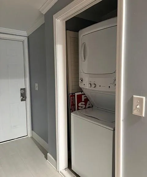 176 Racine St SW — Photo 7