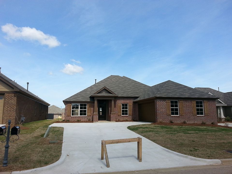 1st image of 8729 Pemberton Park