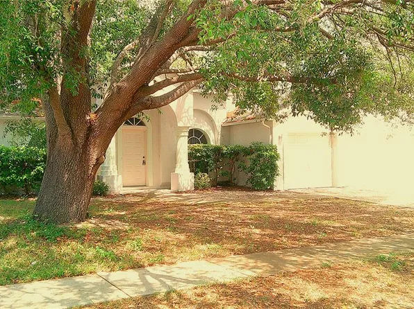 9724 Mary Robin Dr, Riverview, FL 33569