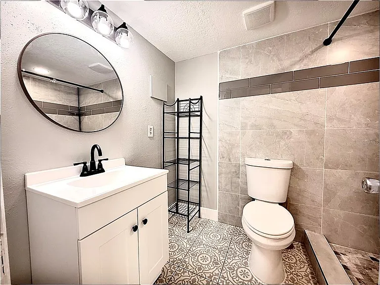 133 Oyster Bay Cir #370 — Photo 10