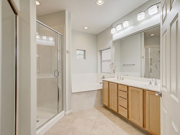 5th image of 9850 Mount Oroville Ct
