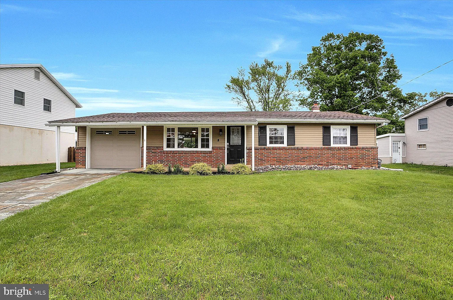 6039 Edward Dr photo 1