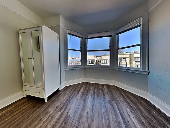 5th image of 1499 California St #110