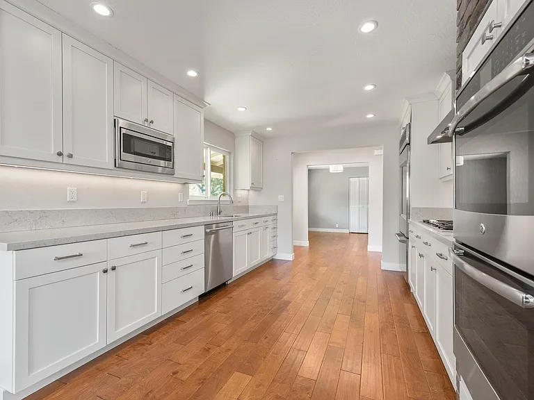 121 Cima Way — Photo 11