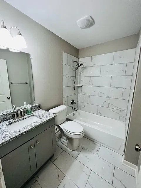 4 bed, 1.0 bath, $1,100 — Photo 4