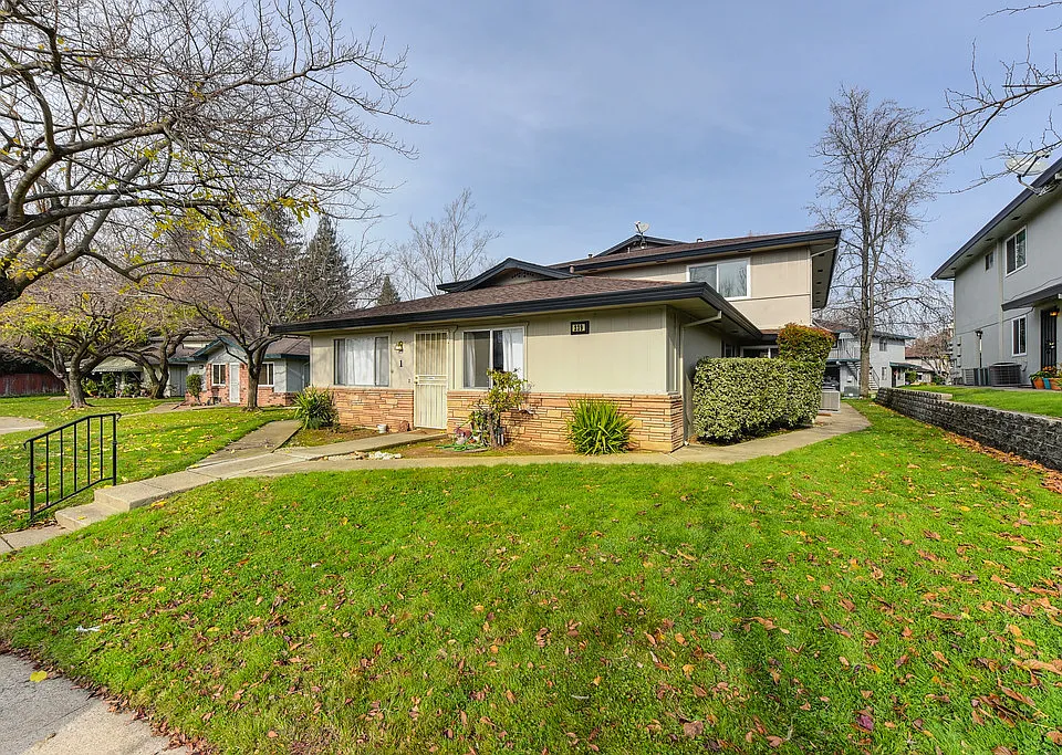 239 Macario Ct