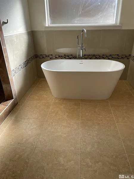 Thumbnail 16