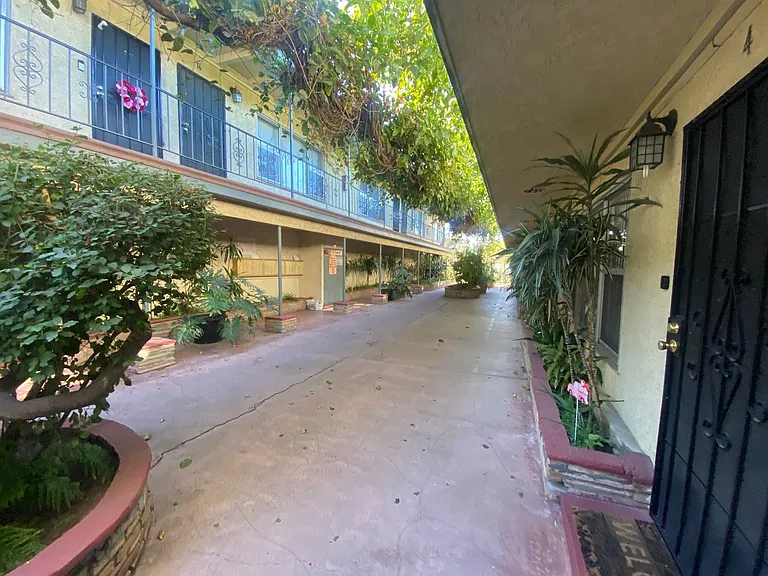 1518-40 E Artesia Blvd — Photo 11
