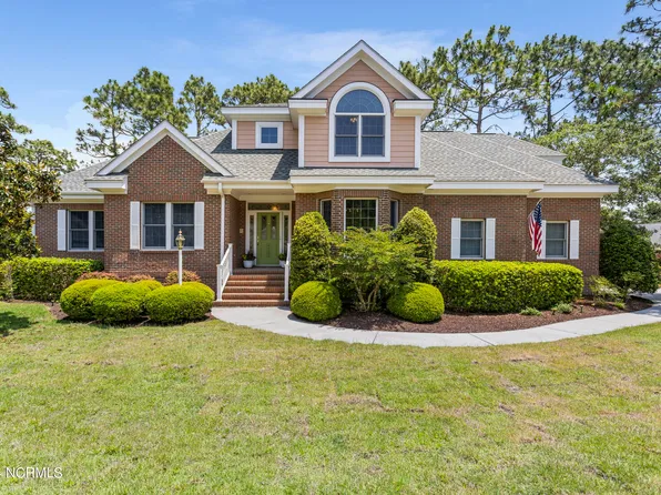 4123 Lark Bunting Court SE, Southport, NC 28461