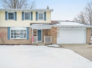 2212 Belaire St, Midland, MI 48642