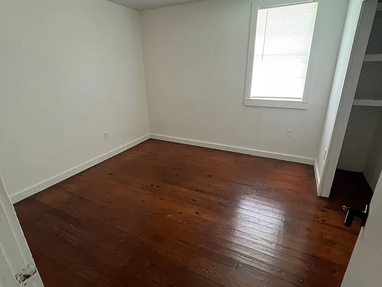 1114 Mimosa Dr — Photo 7