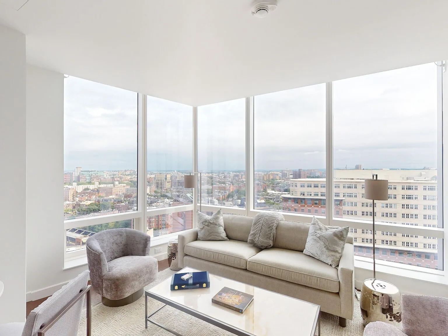 Studio, 1.0 bath, 603 sqft, $11,000 — Photo 1