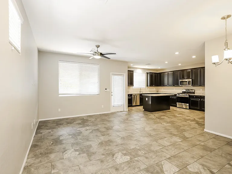 8112 Satin Carnation Ln — Photo 6