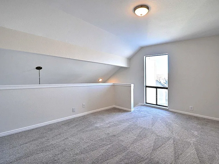 134 Yonex Ct — Photo 19