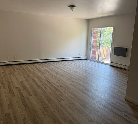 2nd image of 81 Shaker Heights Rd #91-51