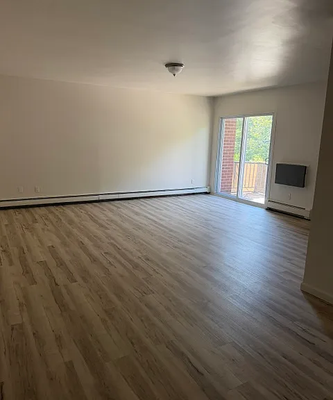 81 Shaker Heights Rd #91-51 — Photo 2