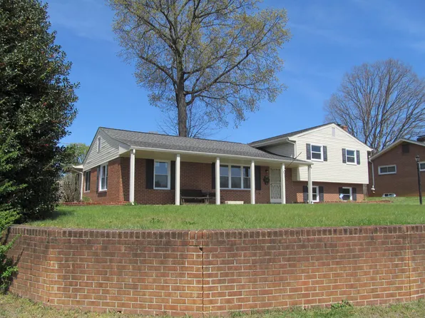 3402 Crittendon Ave NW, Roanoke, VA 24012